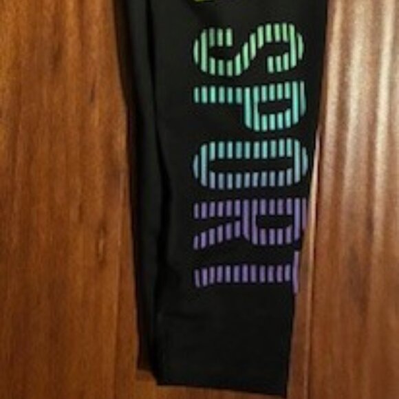 ***NEW*** Victoria Sport Knockout Tight, Rainbow Logo, Size Medium/ Regular - Picture 3 of 4